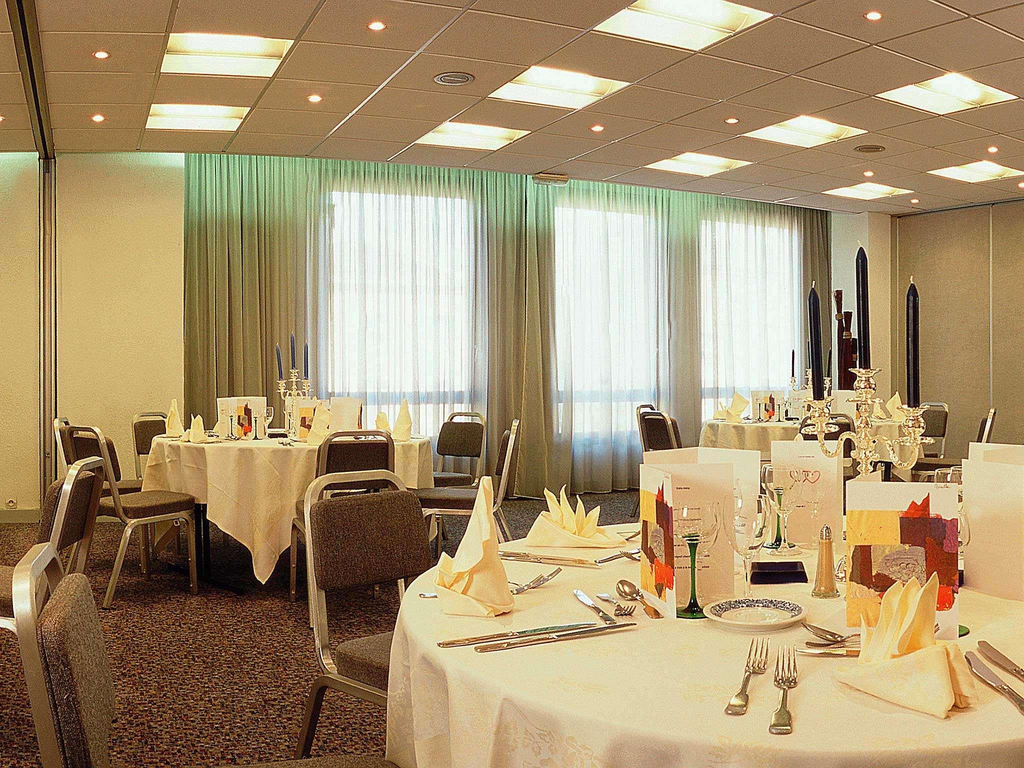 Novotel Metz Centre Esterno foto