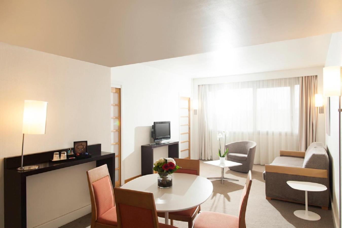 Novotel Metz Centre Esterno foto